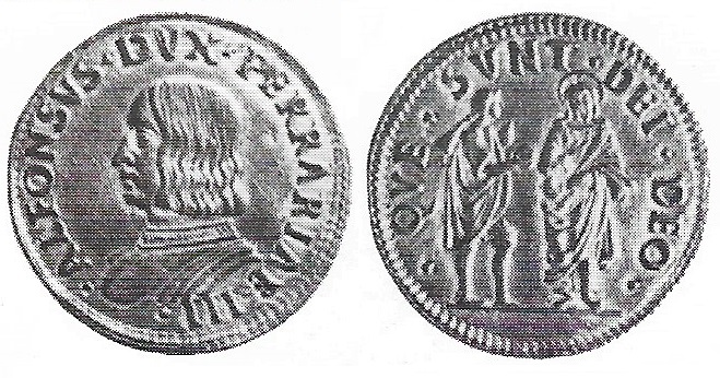 E' di estrema rarità, questo doppio ducato ferrarese opera di Giammatteo da Foligno, con ritratto imberbe di Alfonso II (oro; mm 26; g 6,95)
