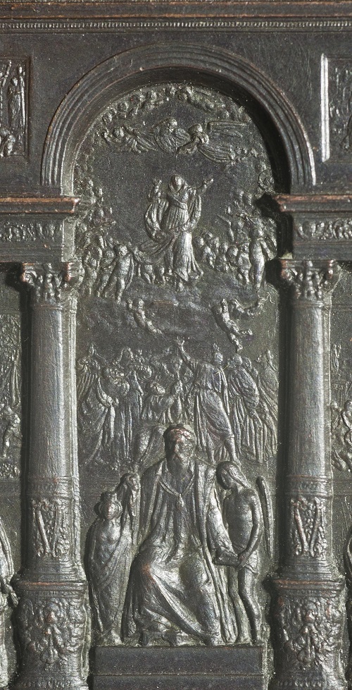 Particolare della medaglia del Mausoleo di Tiziano, con rappresentazione della "Assunta"