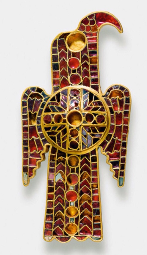 La fibula di Domagnano, uno degli oggetti simbolo dell'arte barbarica nella Penisola italiana