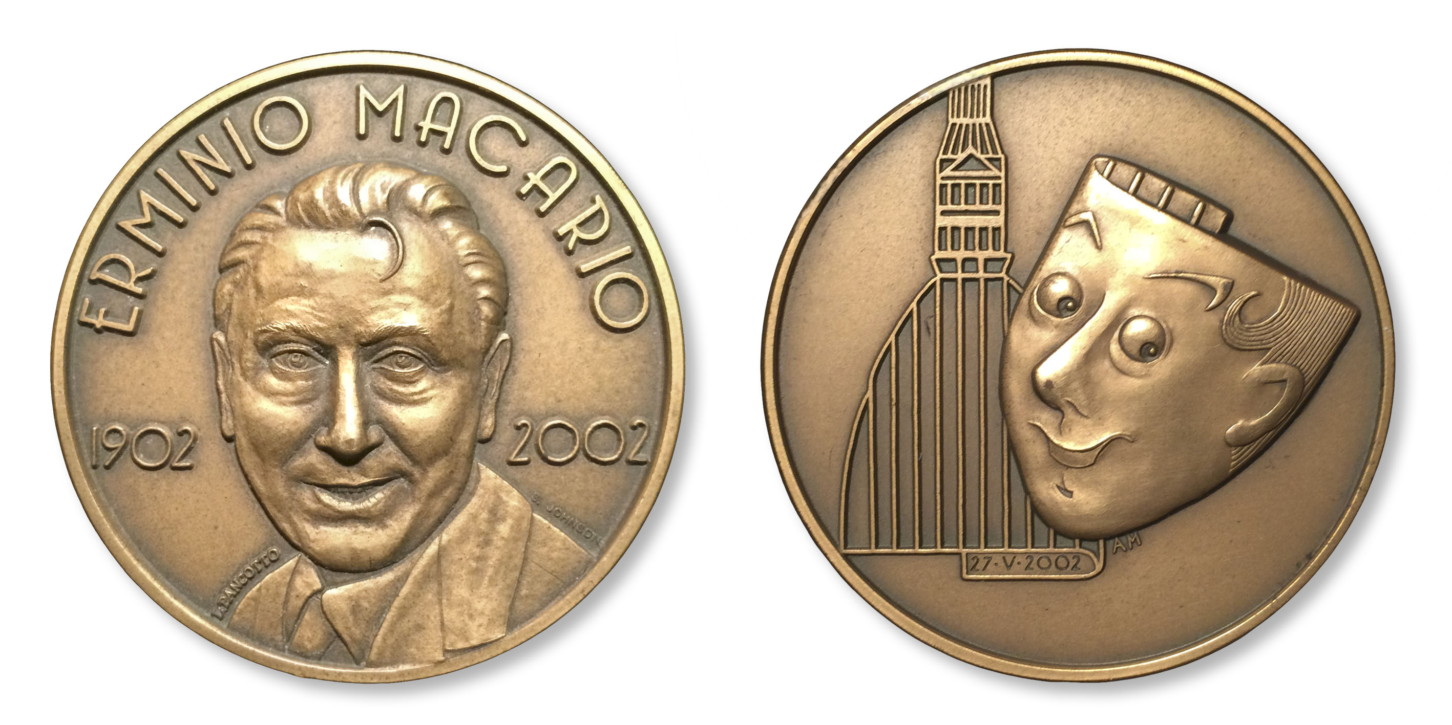 La medaglia del Premio speciale Erminio Macario modellata da Loredana Pancotto (bronzo, mm 50)