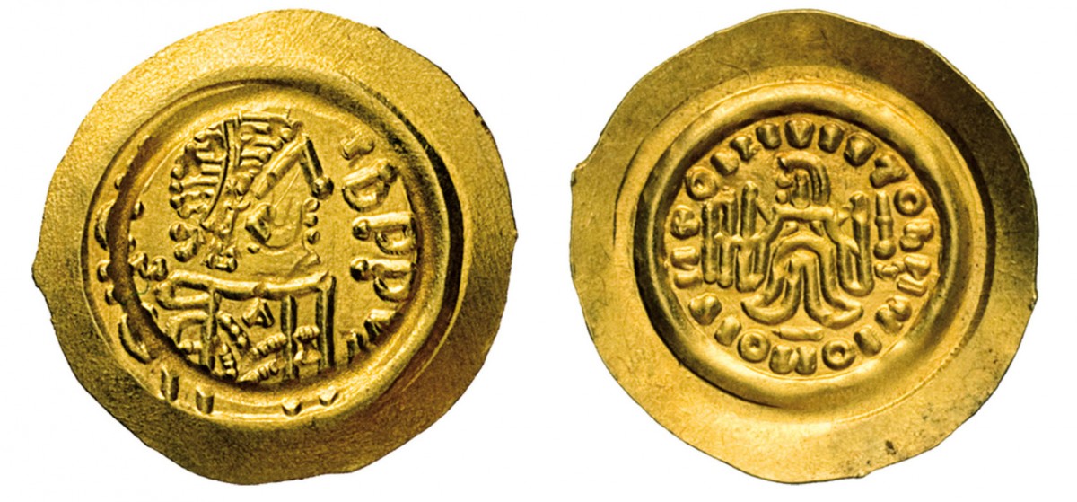 Tremisse longobardo anonimo a nome di Maurizio Tiberio (582-602), coniato in oro da zecca non precisabile
