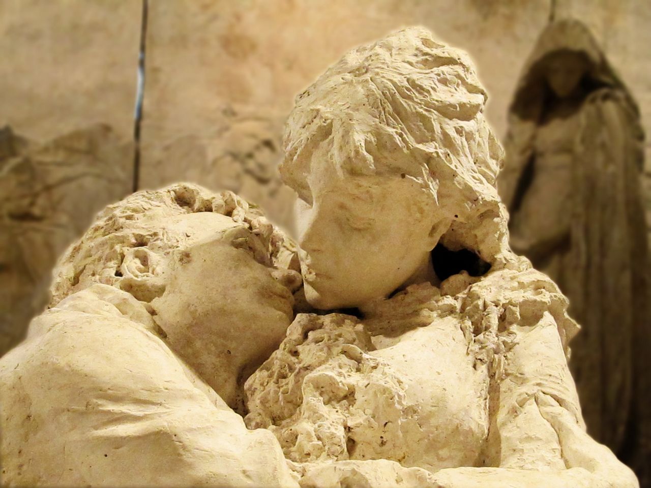 "Gli amanti" di Leonardo Bistolfi esposti nella gipsoteca dedicata all'artista a Casale Monferrato