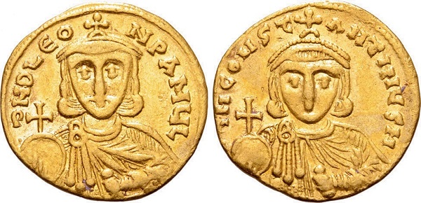 Solido di Leone III (nel R/ il figlio Costantino V). Oro, gr 4,43; mm 20; h 6