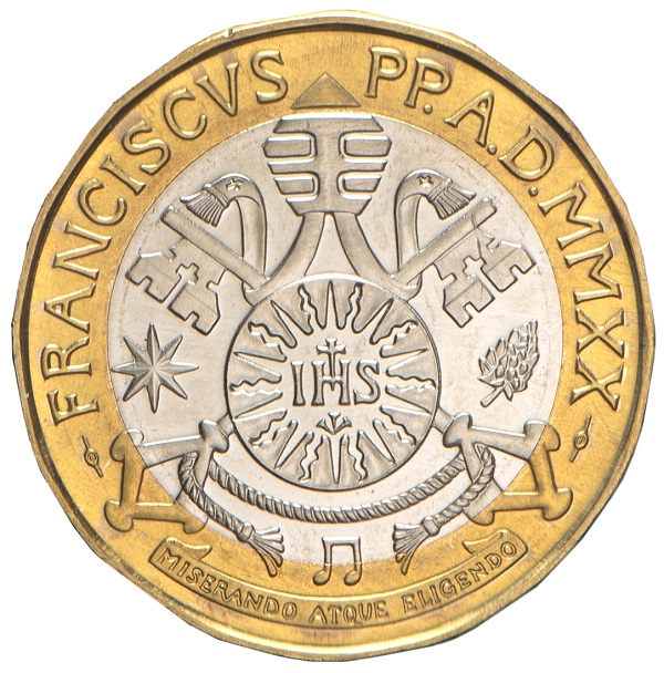 L'araldica di papa Francesco al dritto dei 5 euro in commercio dal 5 marzo prossimo: a richiamare la celebrazione beethoveniana, una nota musicale in basso