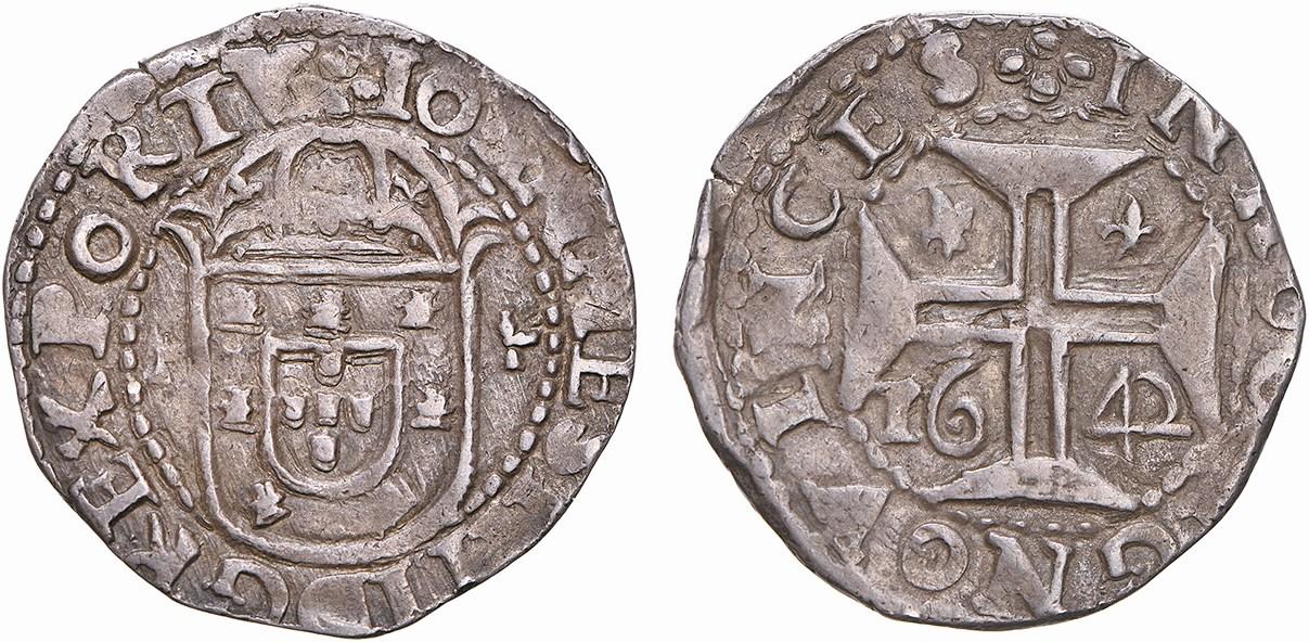 Moneta in argento portoghese da 100 reais in argento del 1642 coniata a nome di re Dom João IV (1640-1656): la croce al rovescio richiama quelle dipinte sugli "azulejos" di Belem