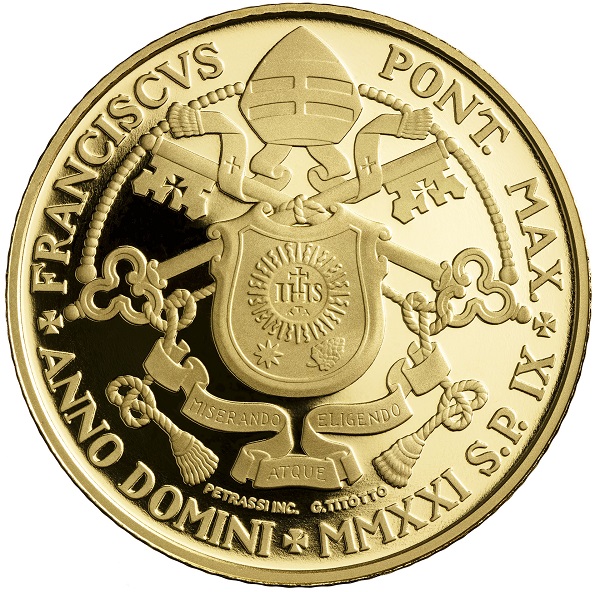 Lo stemma di papa Francesco modellato da Gabriella Titotto per il dritto della moneta