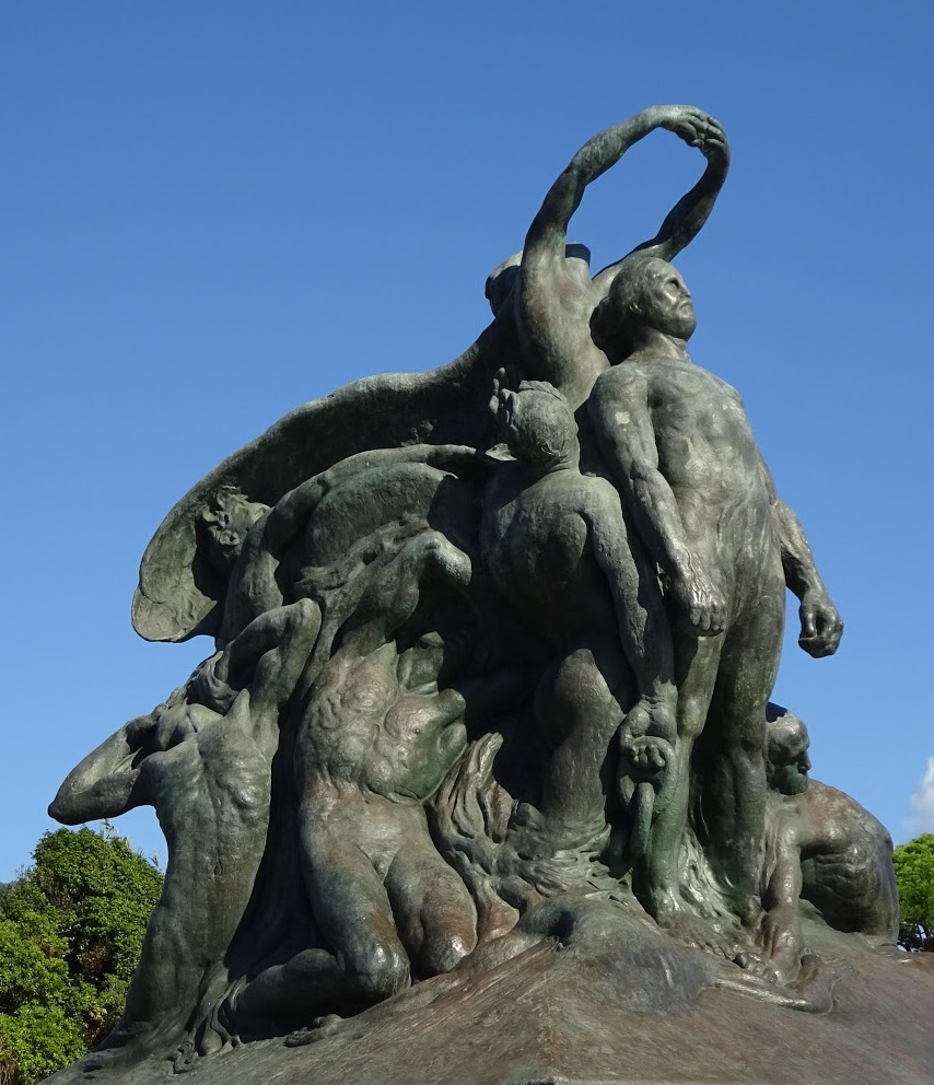 Fra simbolismo e art déco, solenne e imponente, ecco il "Monumento dei Mille" che Eugenio Baroni fuse in bronzo per la città di Genova e che fu inaugurato a Quarto il 5 maggio 1915