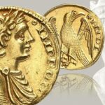 augustale di federico ii di svevia moneta oro medioevo ritratto aquila sicilia brindisi messina regno numismatica